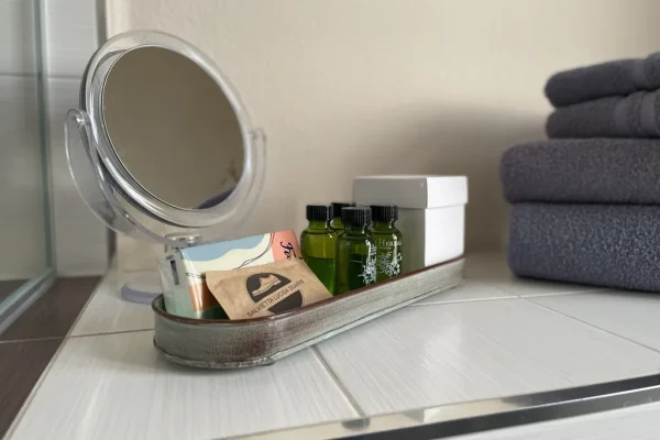 Doppelzimmer_mit_Balkon_Burghof_Goerlitz_Hygieneartikel