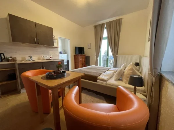 Ferienwohnung_mit_Balkon_Görlitz_Doppelzimmer (8)